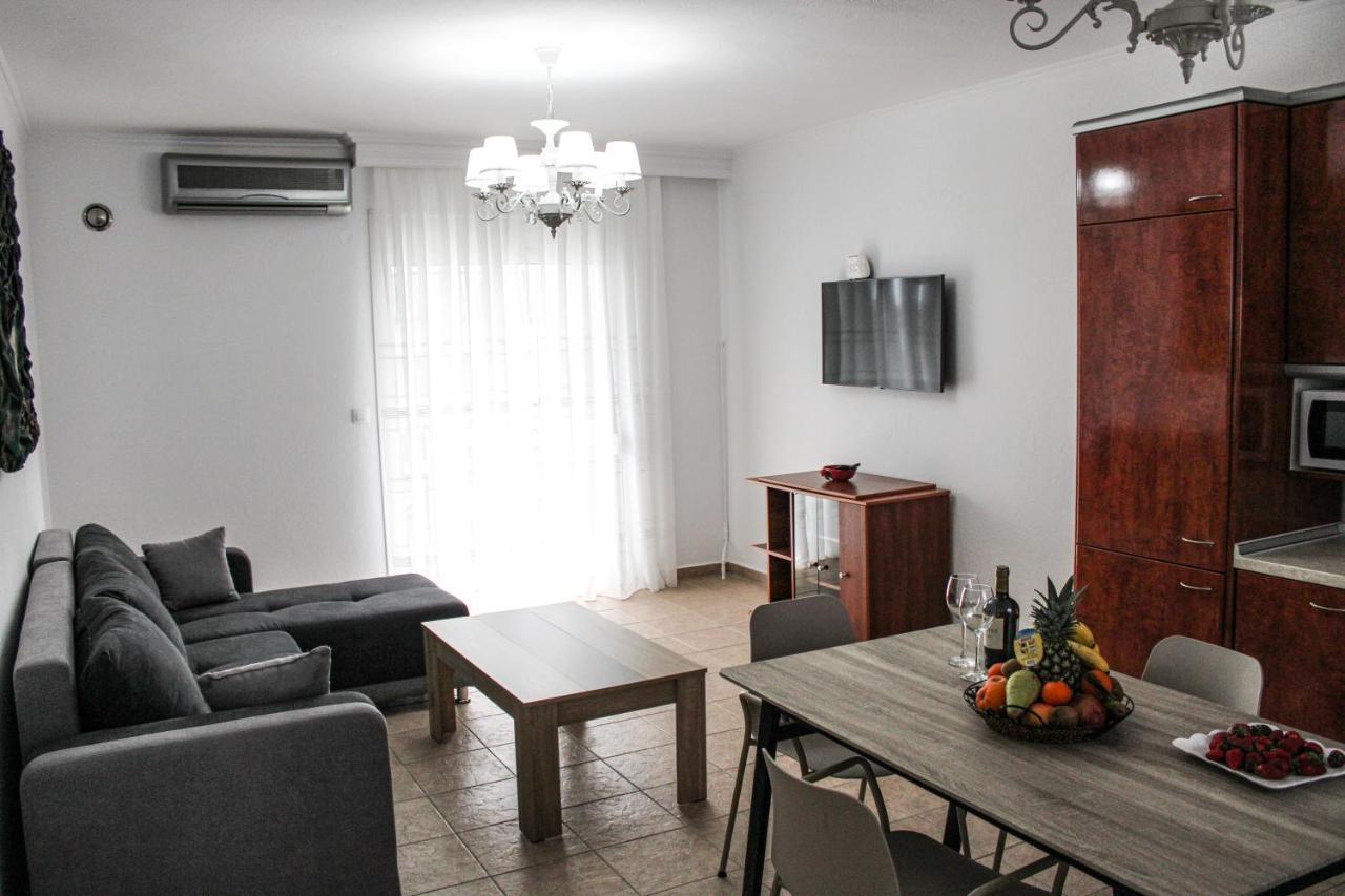 Toli Apartments Kallithea  Buitenkant foto
