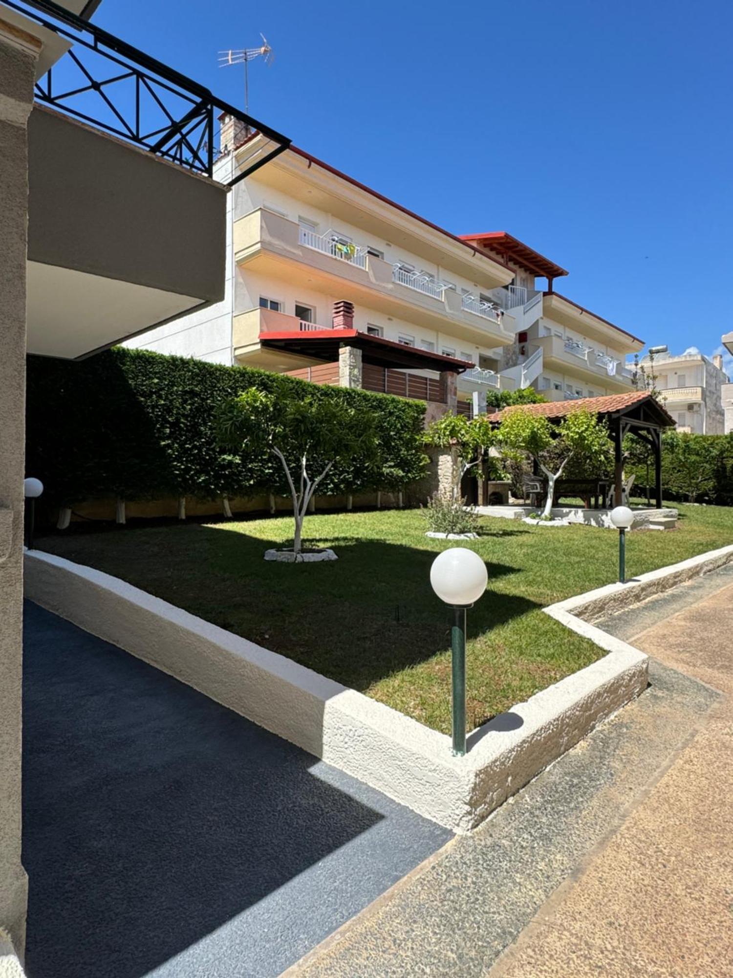 Toli Apartments Kallithea  Buitenkant foto